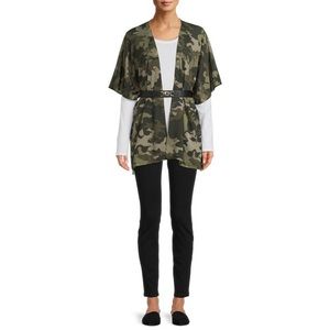 🌺🌼 Time and Tru Women’s Camo Multi Wear Wrap